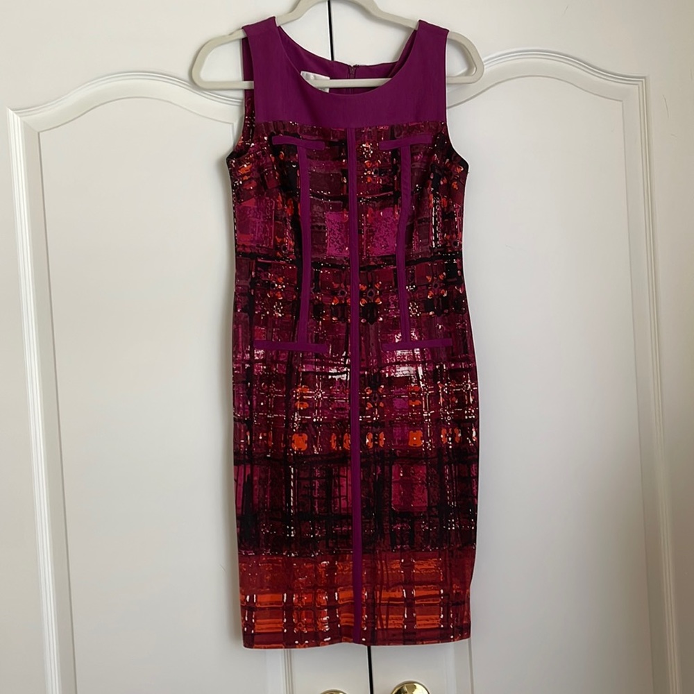 Beautiful Donna Morgan fuschia and orange sleeveless sheath dress , size 4, EUC